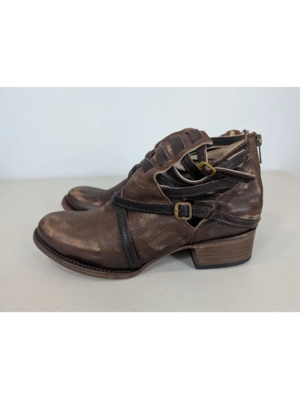 Freebird by steven stair women's strappy ankle boot leather size 8 brown